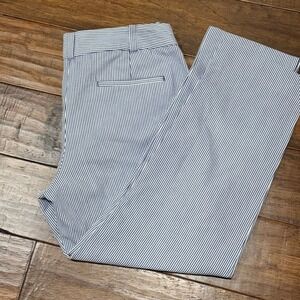 Talbots Womens Blue White Striped Seersucker Capri Pants Size 6